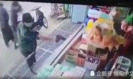 地摊女友爆料事件视频,揭秘背后惊人真相