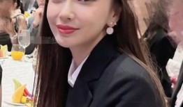 杨颖近况爆料最新视频下载,揭秘女神近况，视频下载引热议